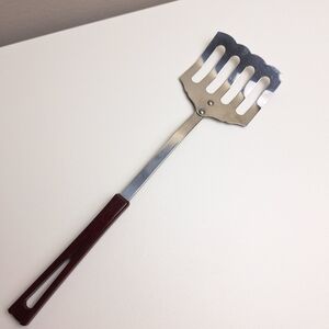 Vintage Stanhome Stainless Steel Slotted  Curved Spatula Scalloped Edges 13" USA